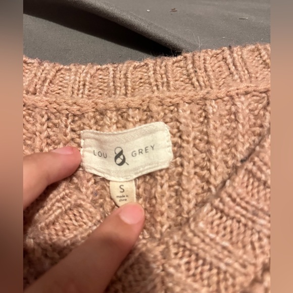 pink knitted sweater - Picture 2 of 3